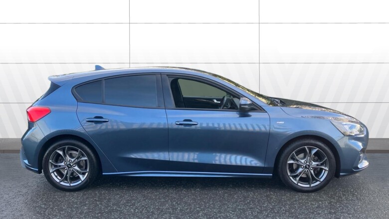 Ford Focus 1.0 EcoBoost 125 ST-Line 5dr Petrol Hatchback